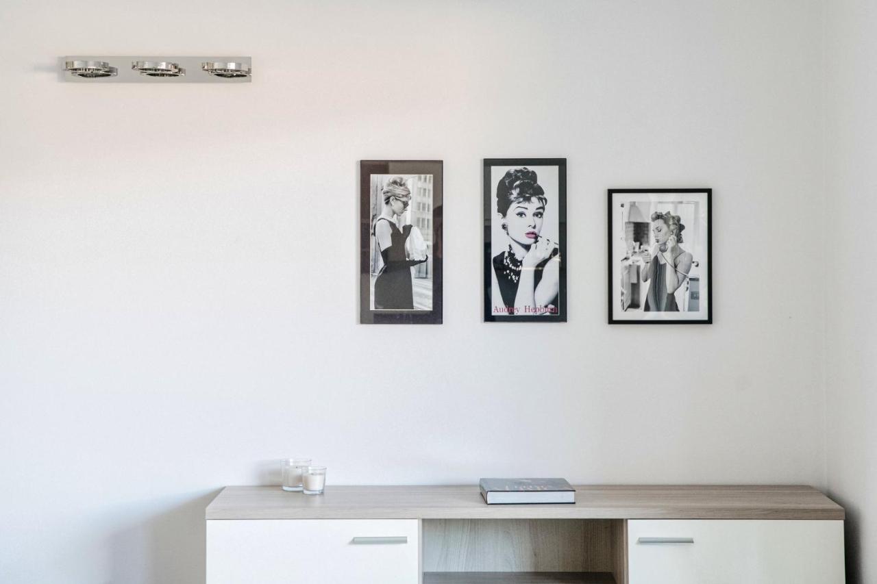 Silvia Lenno House - The House Of Travelers Appartement Buitenkant foto